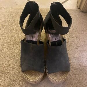 Dolce Vita wedge size 7